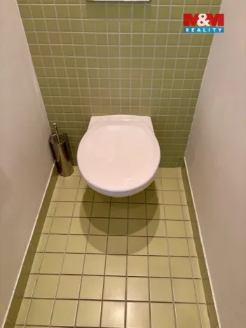 Pronájem kanceláře, Pardubice, Raisova, 120 m2