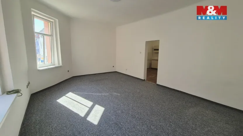 Pronájem bytu 2+1, Kladno, Váňova, 80 m2