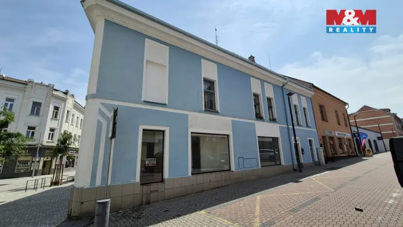 Pronájem obchodního prostoru, Kladno, Komenského, 121 m2