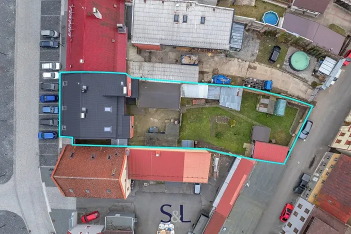 Prodej rodinného domu, Mimoň, nám. 1. máje, 256 m2