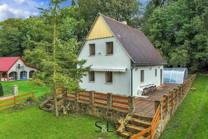 Pronájem chalupy, Česká Kamenice, 88 m2