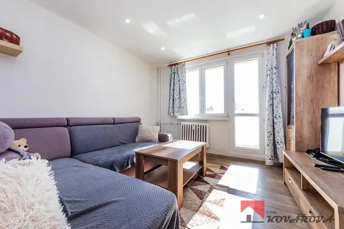 Prodej bytu 2+1, Lužec nad Vltavou, 55 m2