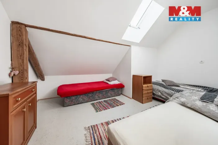 Prodej rodinného domu, Pluhův Žďár, 300 m2