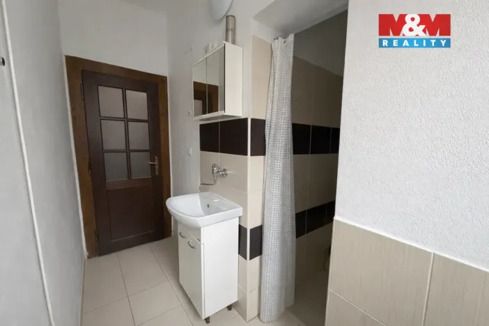 Pronájem bytu 1+kk, Louny, Palackého, 36 m2