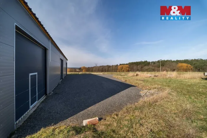 Pronájem skladu, Chlumčany, 400 m2