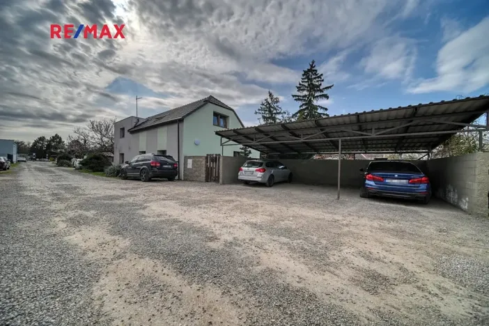 Pronájem bytu 1+kk, Poděbrady, Za Mlékárnou, 28 m2