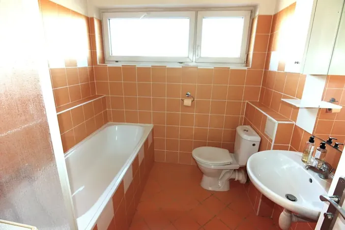 Prodej rodinného domu, Jenštejn, Cechovní, 145 m2