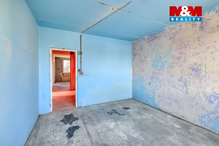 Prodej bytu 4+1, Rovná, 80 m2