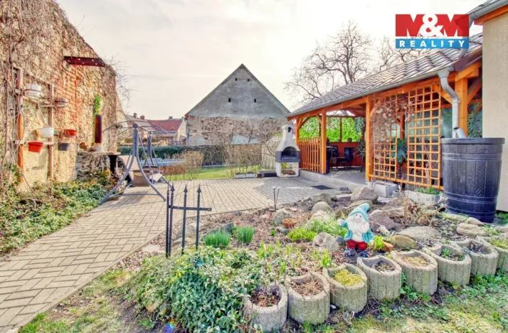 Prodej bytu 2+1, Lom, Československé armády, 76 m2