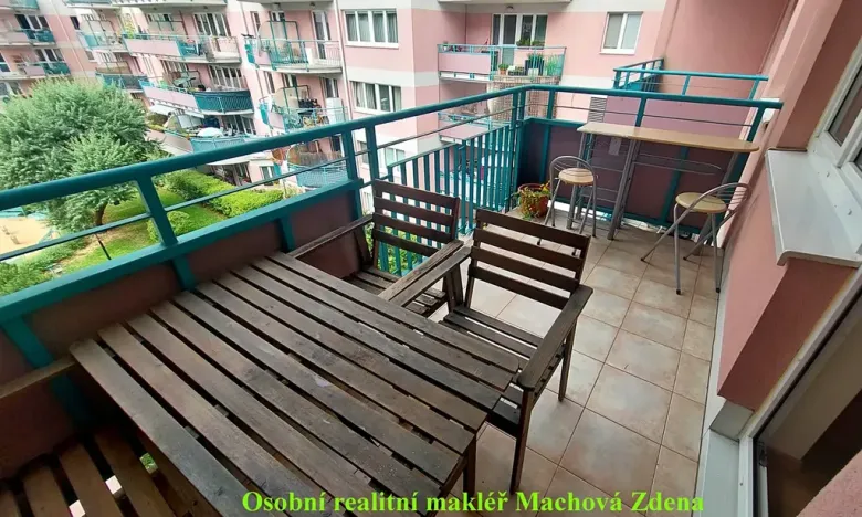 Pronájem bytu 2+kk, Praha - Strašnice, Gutova, 55 m2