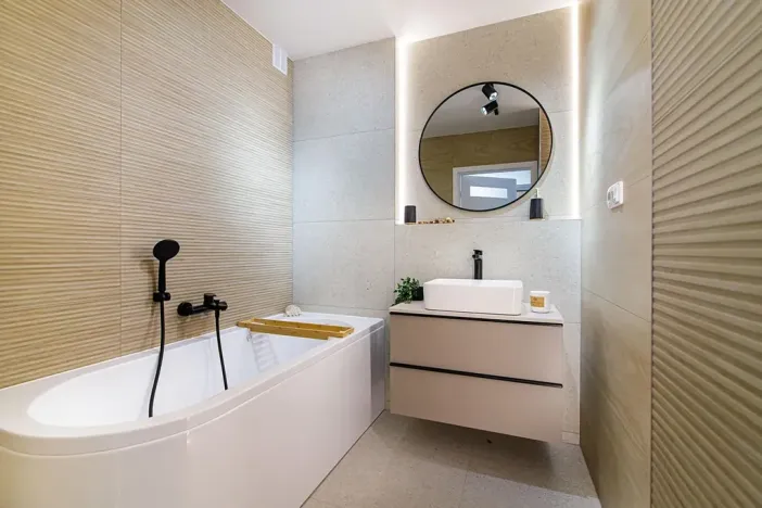 Prodej bytu 3+1, Ostrava, Ahepjukova, 67 m2