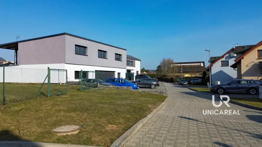 Prodej pozemku, Holubice, 364 m2