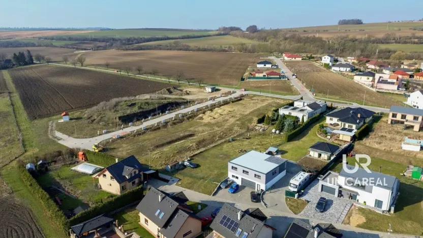 Prodej pozemku, Holubice, 364 m2