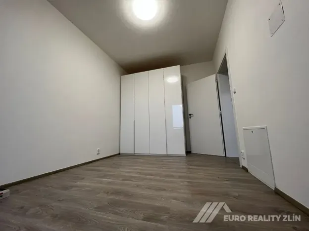 Pronájem bytu 2+kk, Fryšták, Komenského, 58 m2