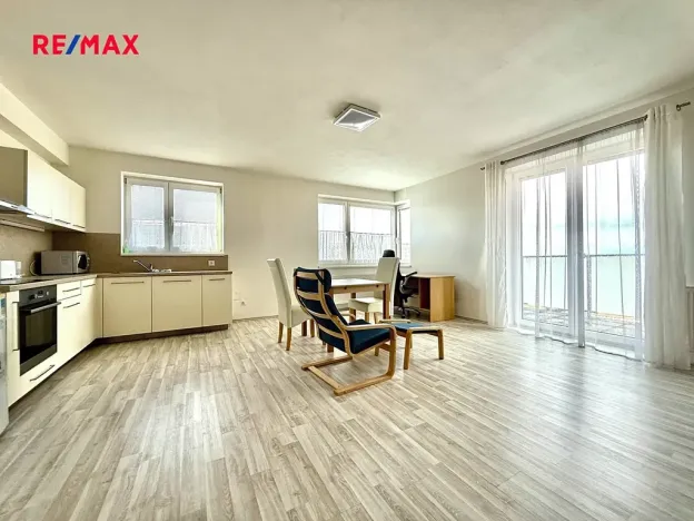 Pronájem bytu 2+kk, Plzeň, Koterovská, 66 m2