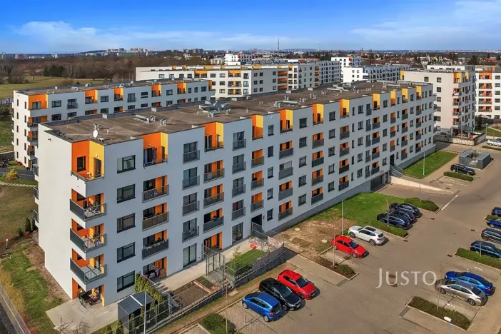 Prodej bytu 2+kk, Praha - Uhříněves, Oty Bubeníčka, 45 m2