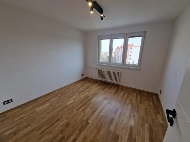 Pronájem bytu 2+1, Kopřivnice, Obránců míru, 52 m2