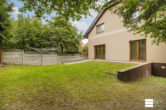 Prodej vícegeneračního domu, Brandýs nad Labem-Stará Boleslav, Královická, 243 m2