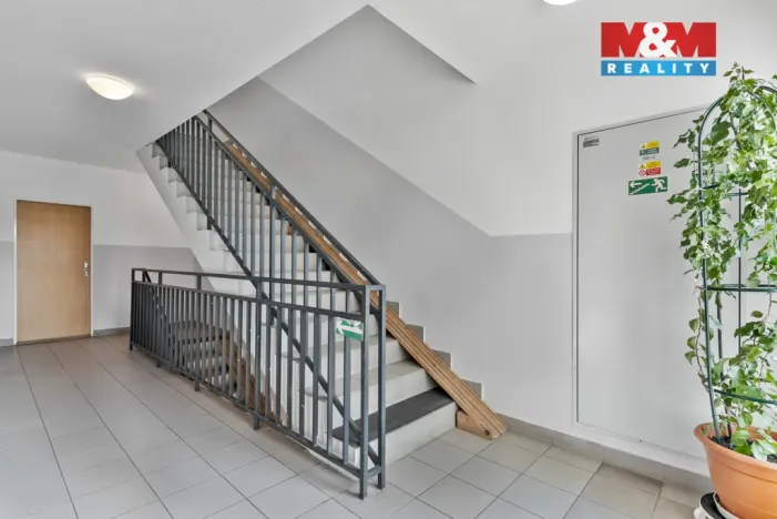 Pronájem bytu 2+kk, Hostivice, B. Němcové, 52 m2