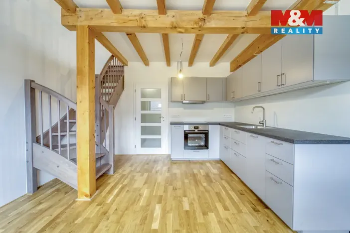 Pronájem bytu 2+kk, Plzeň, Antonína Uxy, 54 m2