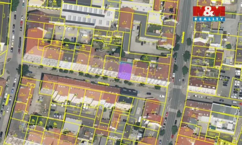 Pronájem bytu 2+kk, Plzeň, Antonína Uxy, 54 m2