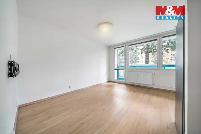 Prodej bytu 3+kk, Praha - Prosek, Veltruská, 54 m2
