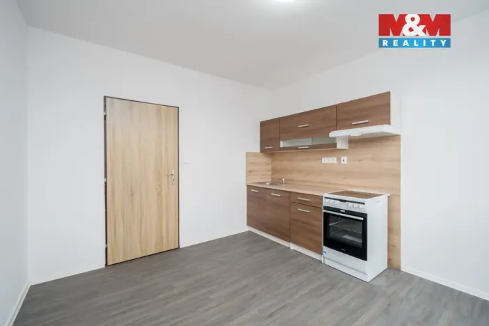 Prodej bytu 1+1, Ústí nad Labem - Krásné Březno, Rozcestí, 41 m2