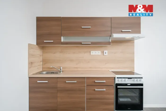 Prodej bytu 1+1, Ústí nad Labem - Krásné Březno, Rozcestí, 41 m2