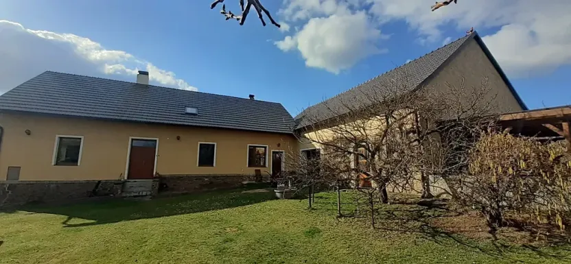 Prodej rodinného domu, Kotenčice, 342 m2