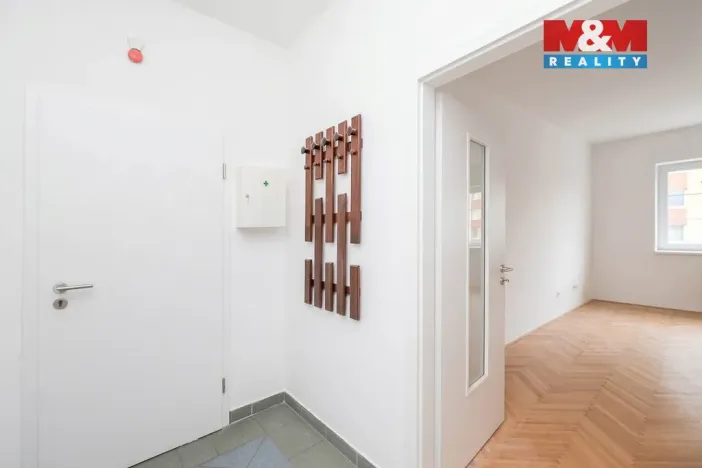 Pronájem bytu 2+kk, Praha - Strašnice, Kolovratská, 45 m2
