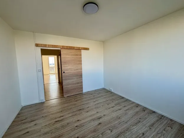 Pronájem bytu 3+1, Praha - Troja, Krynická, 72 m2