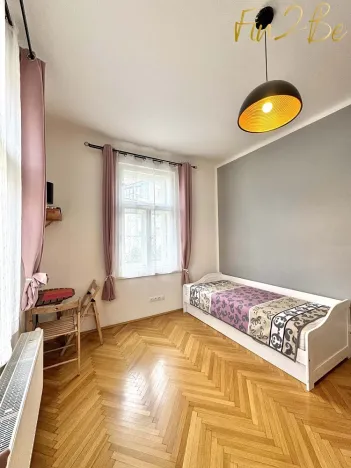 Pronájem bytu 3+kk, Praha - Libeň, V Holešovičkách, 70 m2
