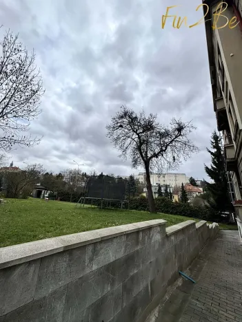 Pronájem bytu 3+kk, Praha - Libeň, V Holešovičkách, 70 m2