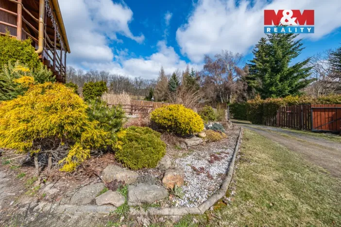 Prodej rodinného domu, Blatno - Mezihoří, 384 m2