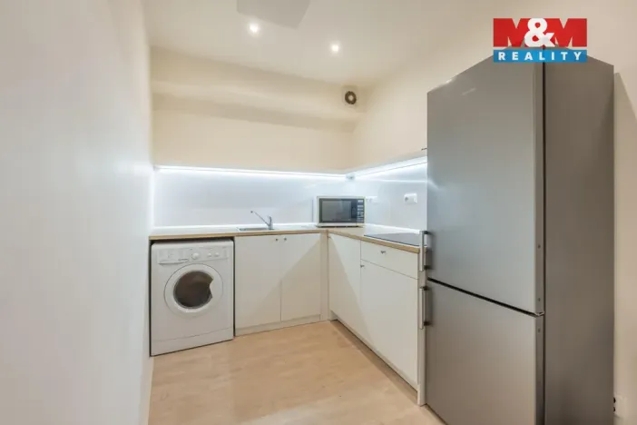 Prodej bytu 1+1, Praha - Břevnov, Bělohorská, 49 m2