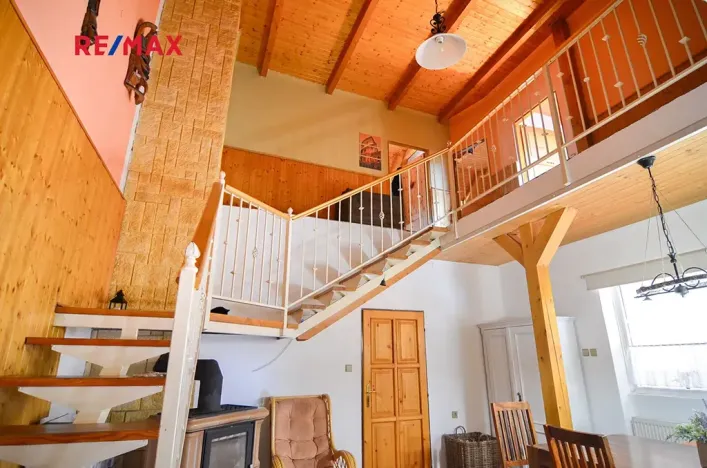 Prodej rodinného domu, Velké Bílovice, Svárov, 213 m2