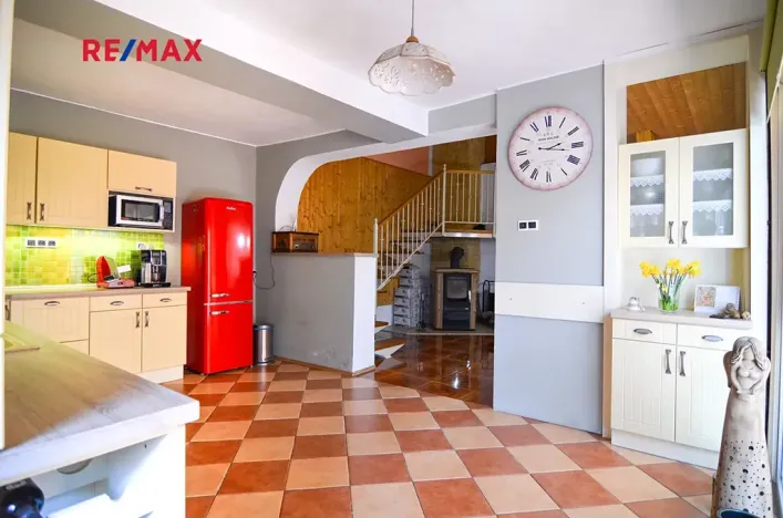 Prodej rodinného domu, Velké Bílovice, Svárov, 213 m2