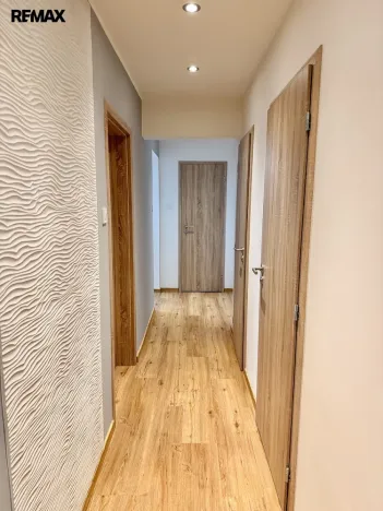 Prodej bytu 3+1, Praha - Michle, Pod dálnicí, 72 m2