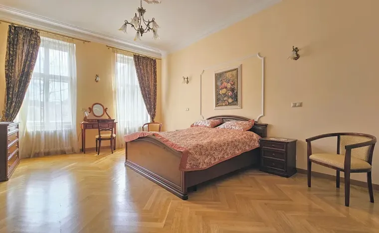 Prodej bytu 3+1, Praha - Malá Strana, Petřínská, 102 m2