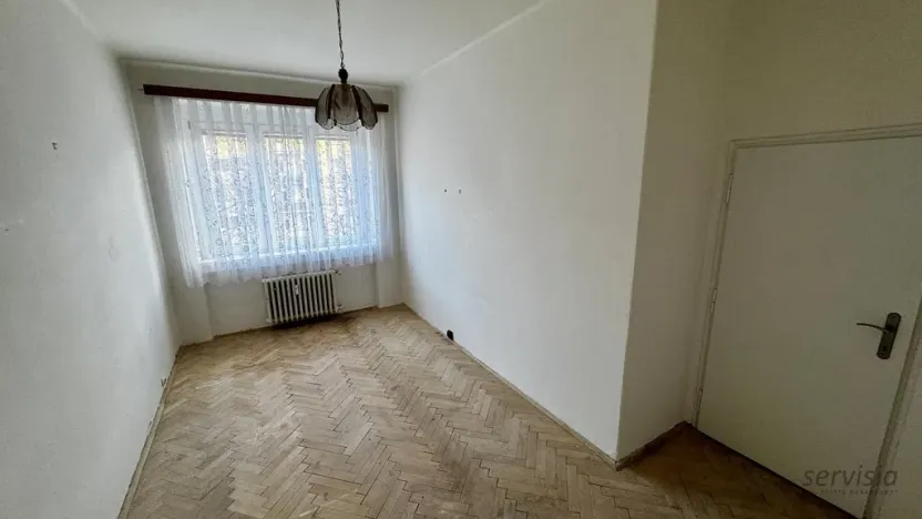 Prodej bytu 3+1, Pardubice - Zelené Předměstí, Sladkovského, 77 m2