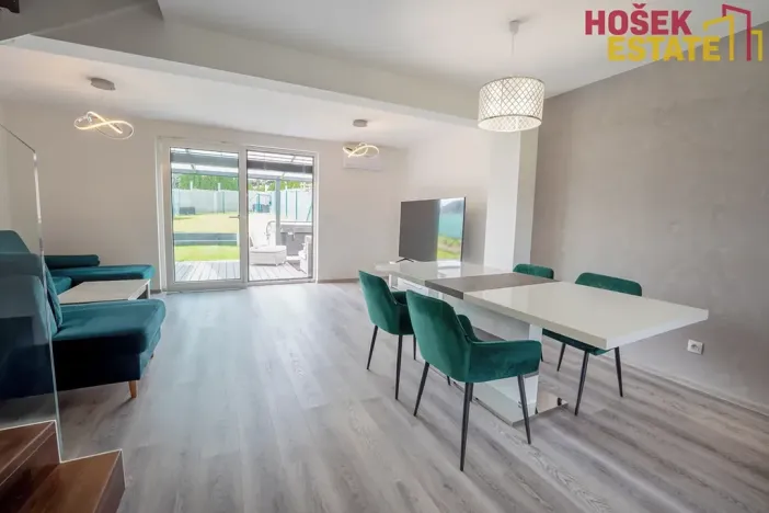 Prodej rodinného domu, Holubice, 93 m2