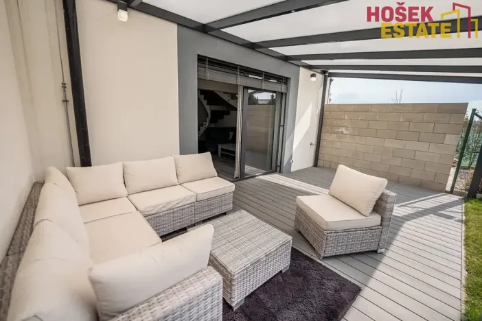 Prodej rodinného domu, Holubice, 93 m2