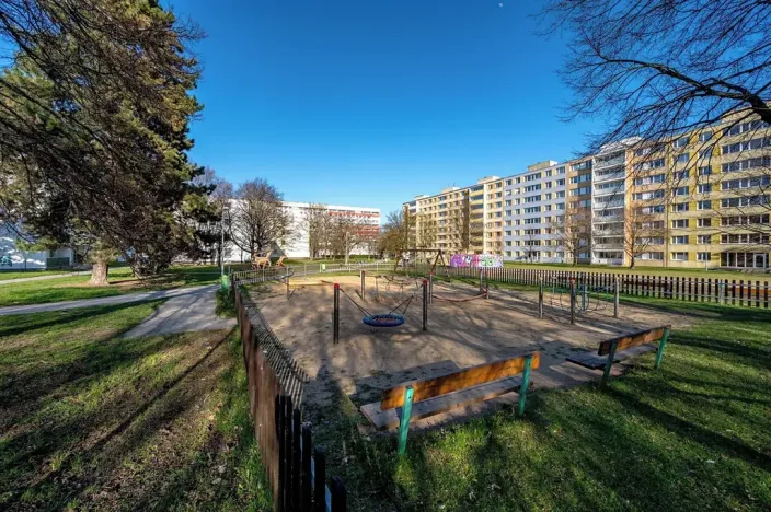 Prodej bytu 3+1, Praha - Prosek, Bohušovická, 55 m2