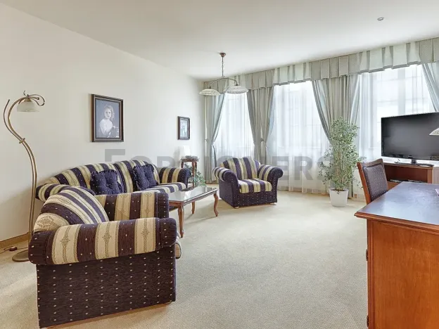 Prodej ubytování, Karlovy Vary, Mariánskolázeňská, 1425 m2