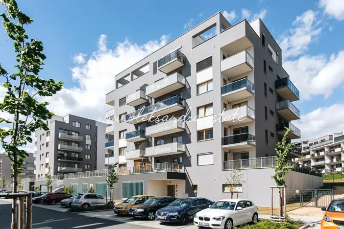 Prodej bytu 2+kk, Praha - Hloubětín, Saarinenova, 52 m2