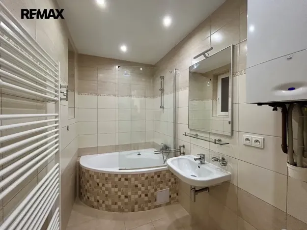 Prodej vícegeneračního domu, Slaný, Navrátilova, 450 m2