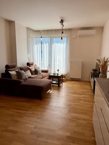 Pronájem bytu 2+kk, Praha - Smíchov, Plzeňská, 55 m2