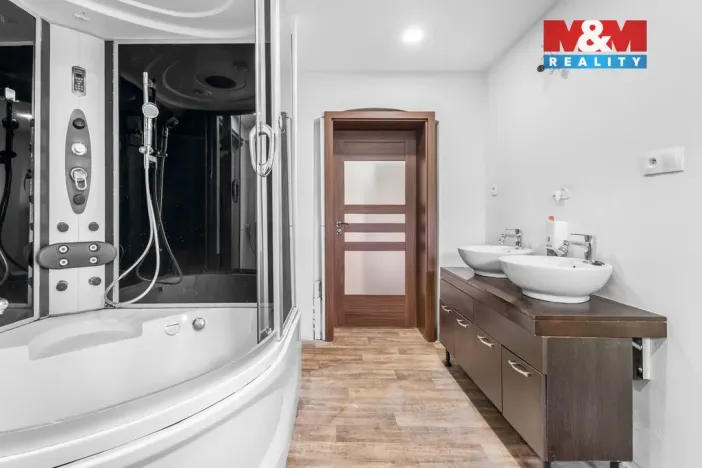 Prodej rodinného domu, Hostomice, Palackého, 150 m2