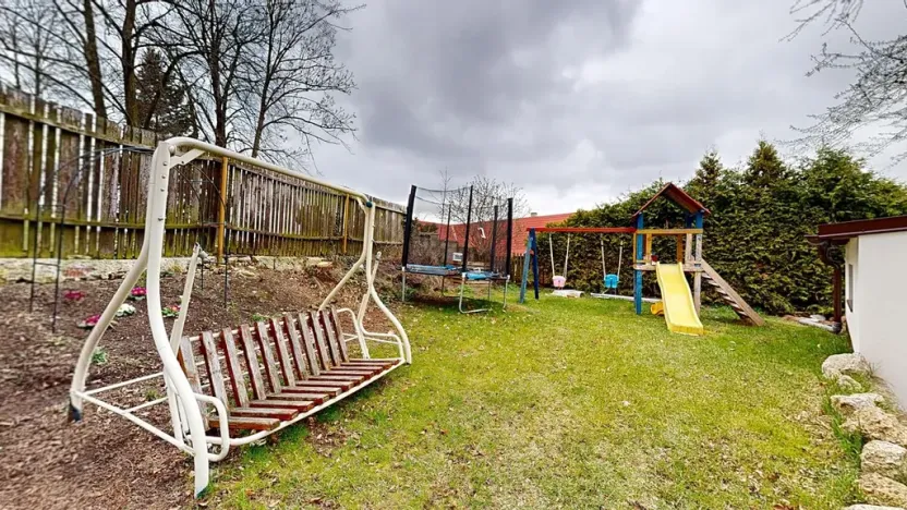 Prodej rodinného domu, Hradešín, 207 m2