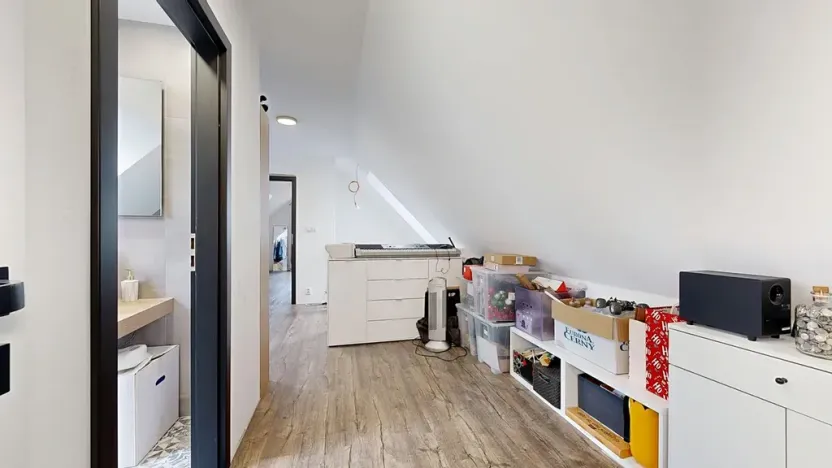 Prodej rodinného domu, Hradešín, 207 m2